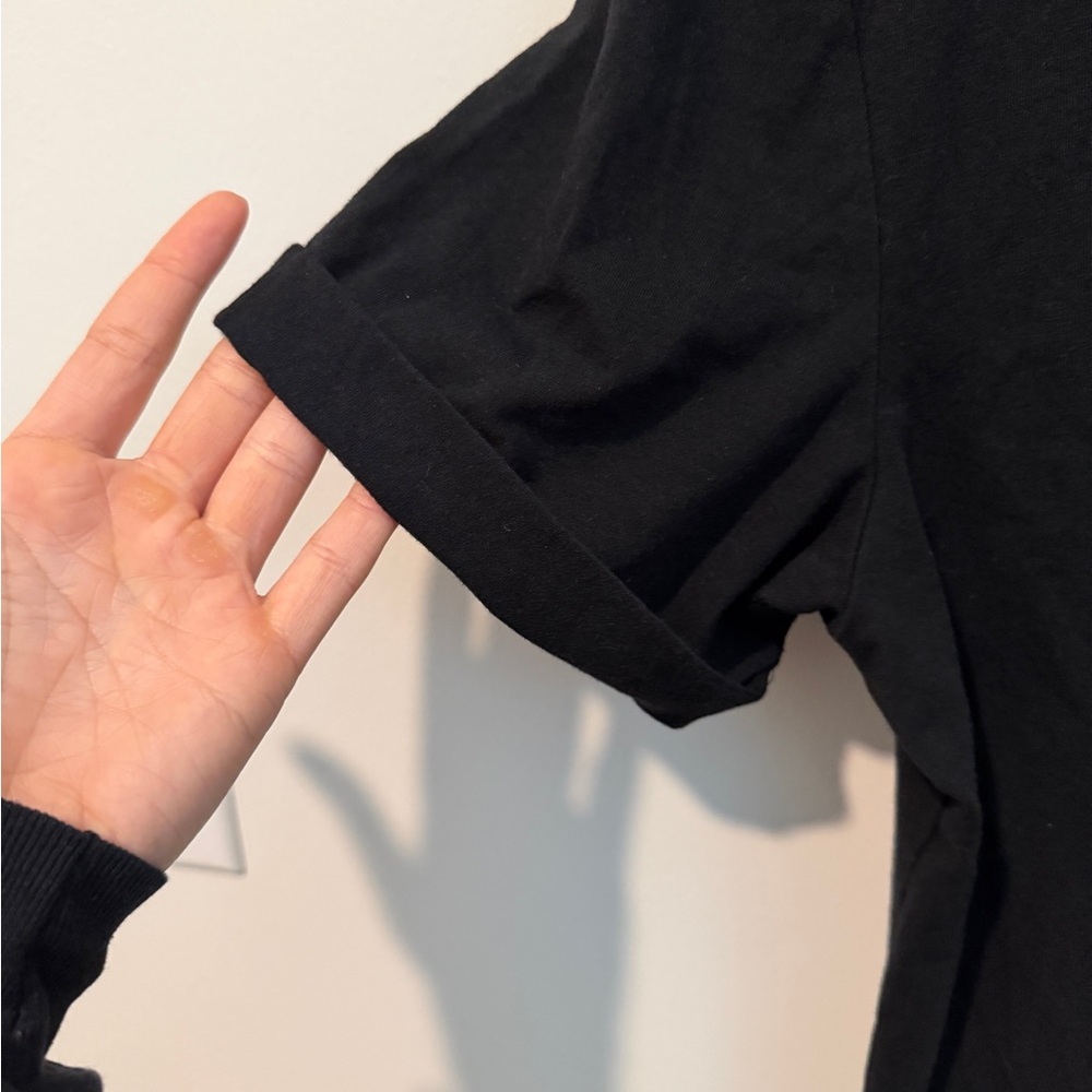 Alphalete Classic Black Crewneck T-Shirt for Men - Picture 3 of 3